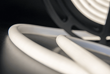 Светодиодная лента 24В термостойкая (для бани и сауны) SW-Group SMD 2835 180LED 12Вт/м IP68 4000К картинка 